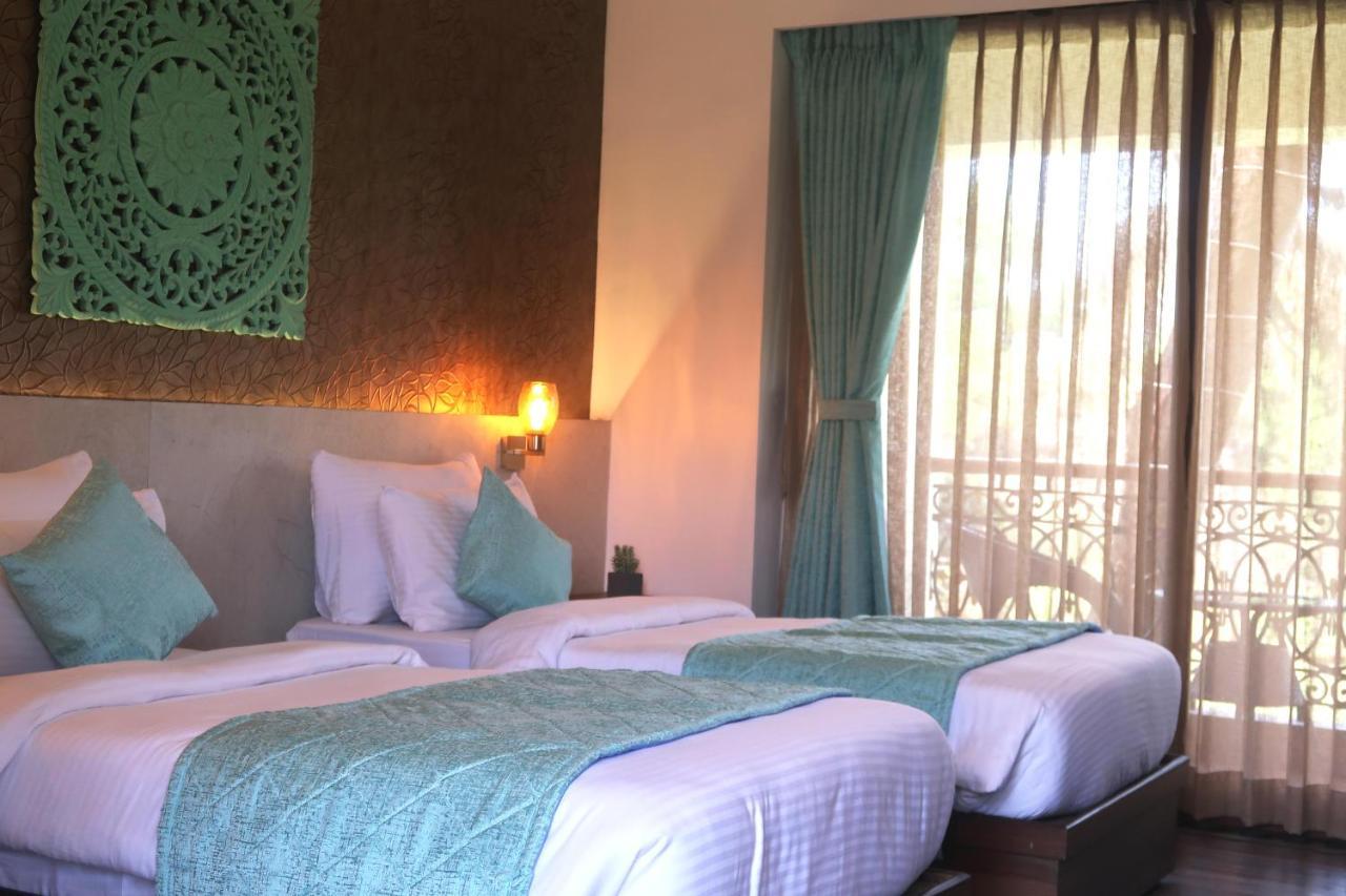 Sea Queen Beach Resort & Spa Colva Exteriör bild