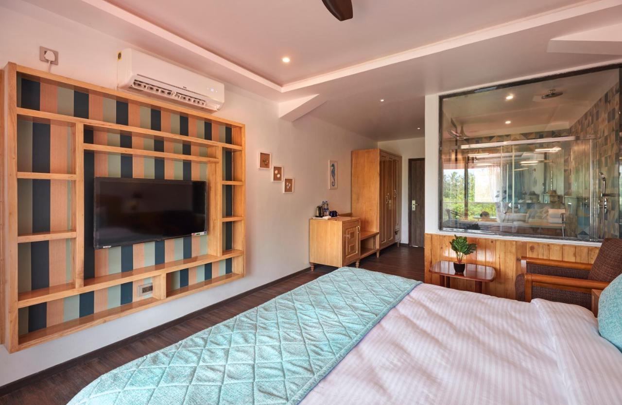 Sea Queen Beach Resort & Spa Colva Exteriör bild