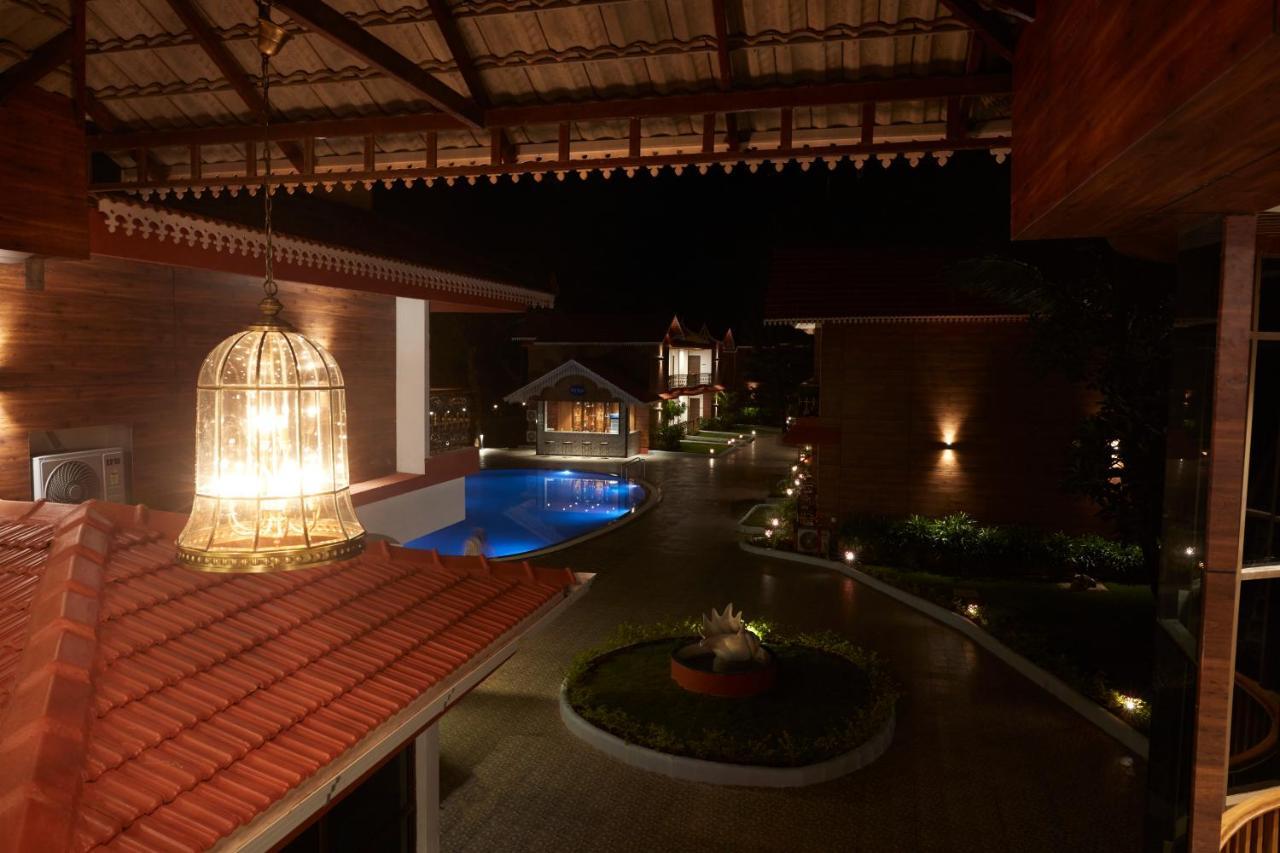 Sea Queen Beach Resort & Spa Colva Exteriör bild