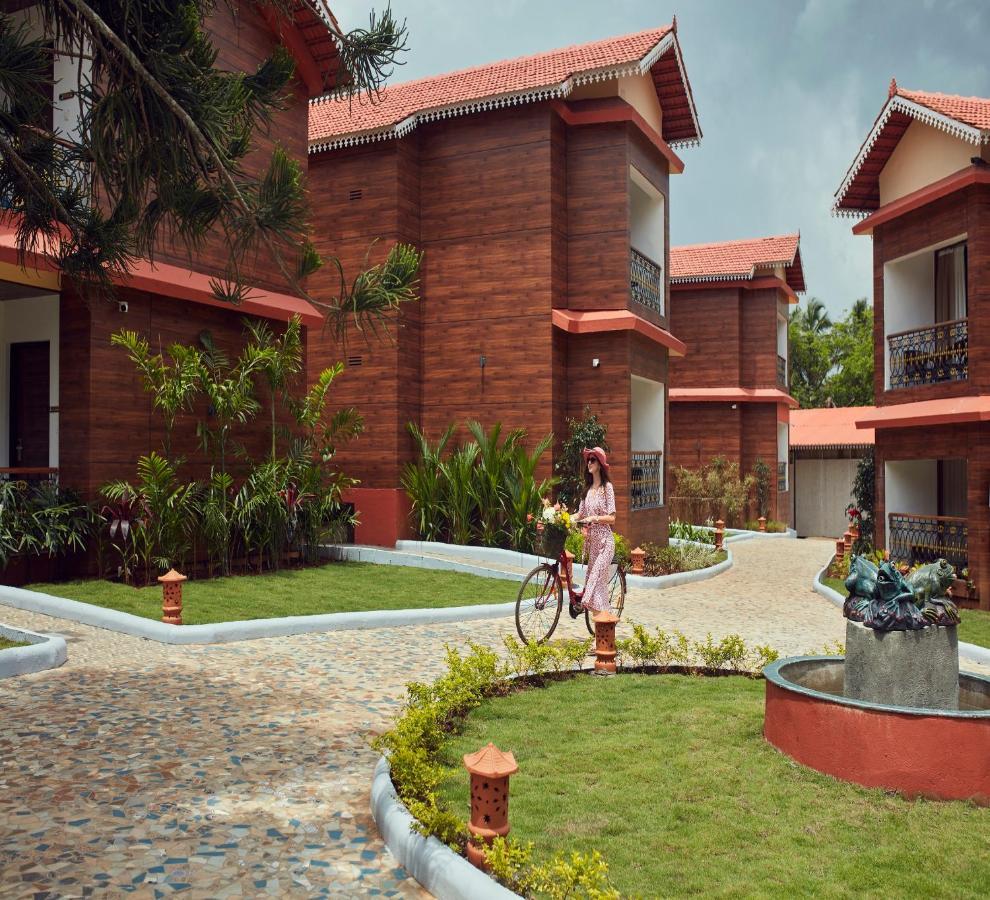 Sea Queen Beach Resort & Spa Colva Exteriör bild
