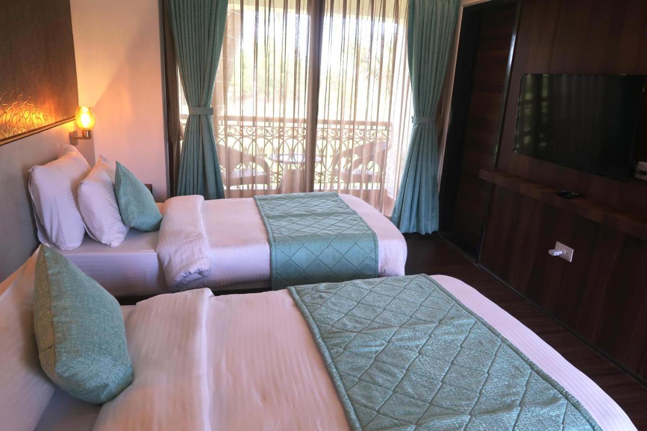 Sea Queen Beach Resort & Spa Colva Exteriör bild