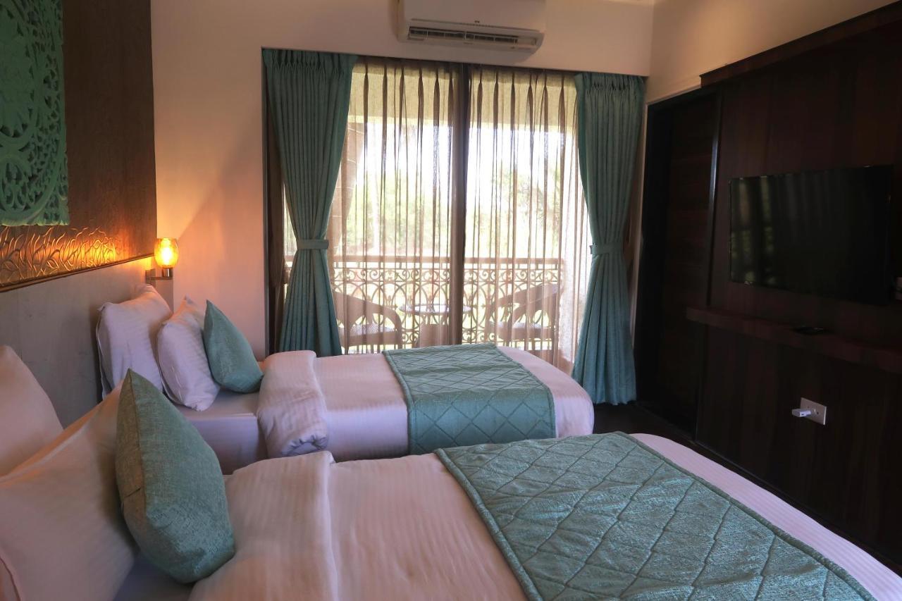 Sea Queen Beach Resort & Spa Colva Exteriör bild
